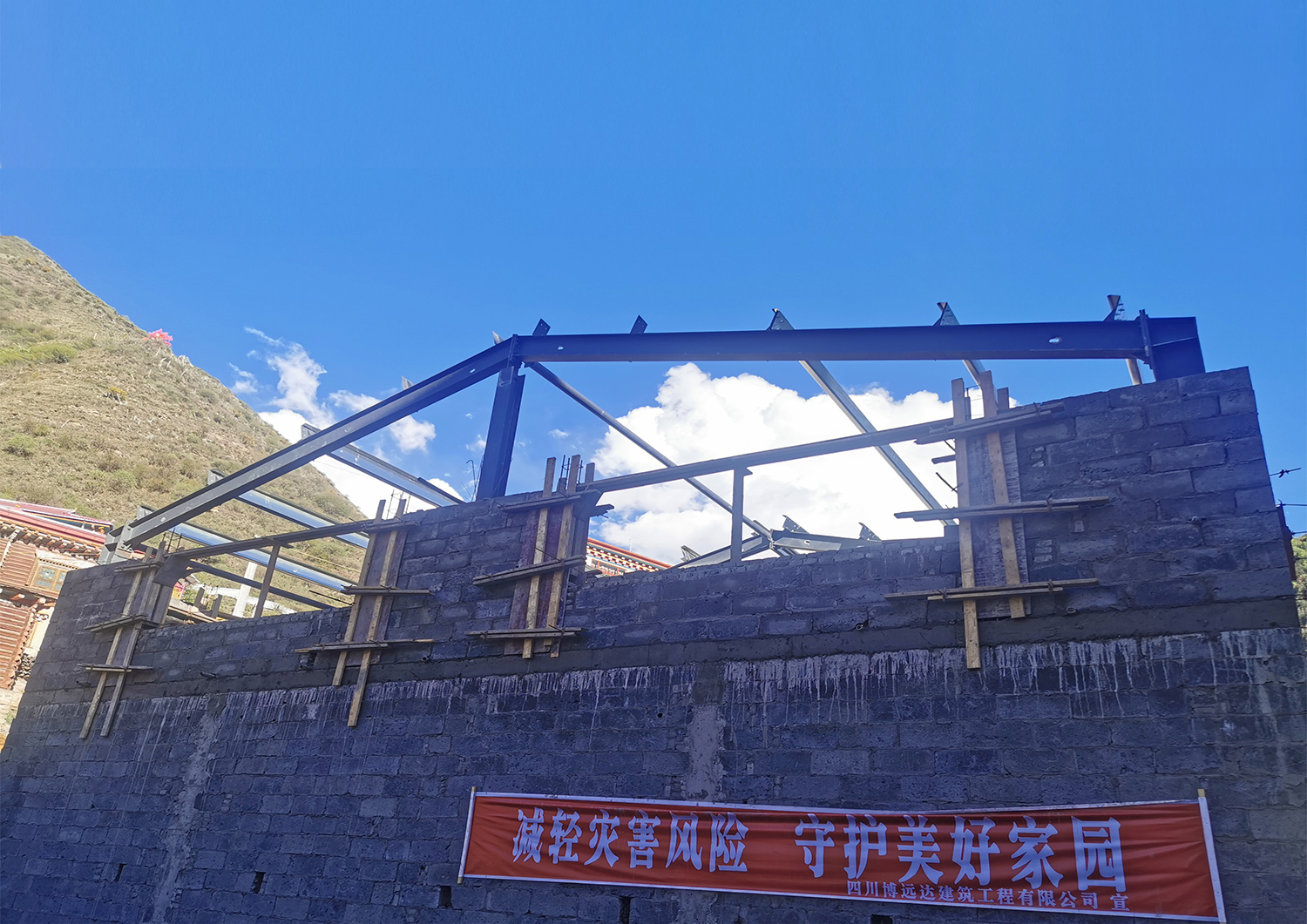 新龙县救灾物资储备库建设项目(图1)